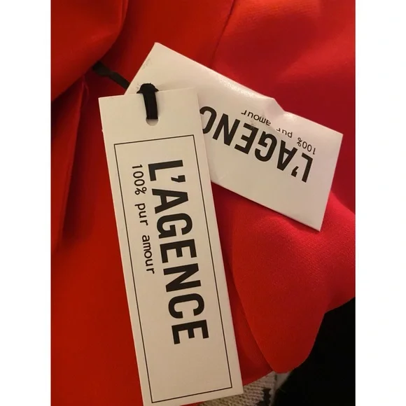 NWT L'AGENCE Chamberlain Blazer. Size 2- Small - Picture 9 of 10